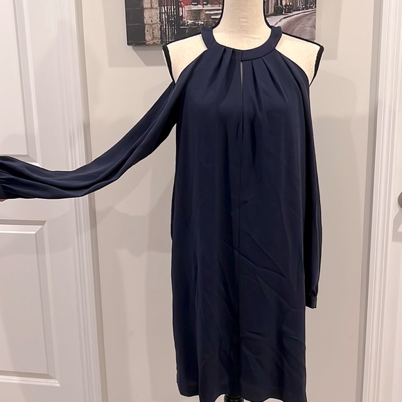 BCBG MAXAZRIA Josephine Cold Shoulder Dress - Picture 7 of 11